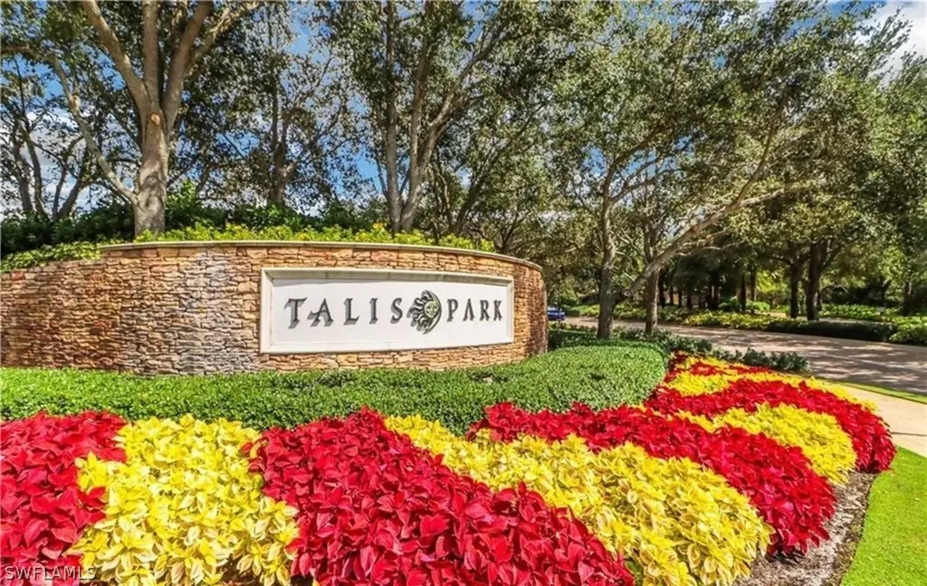 16391 Viansa Way Naples FL 34110