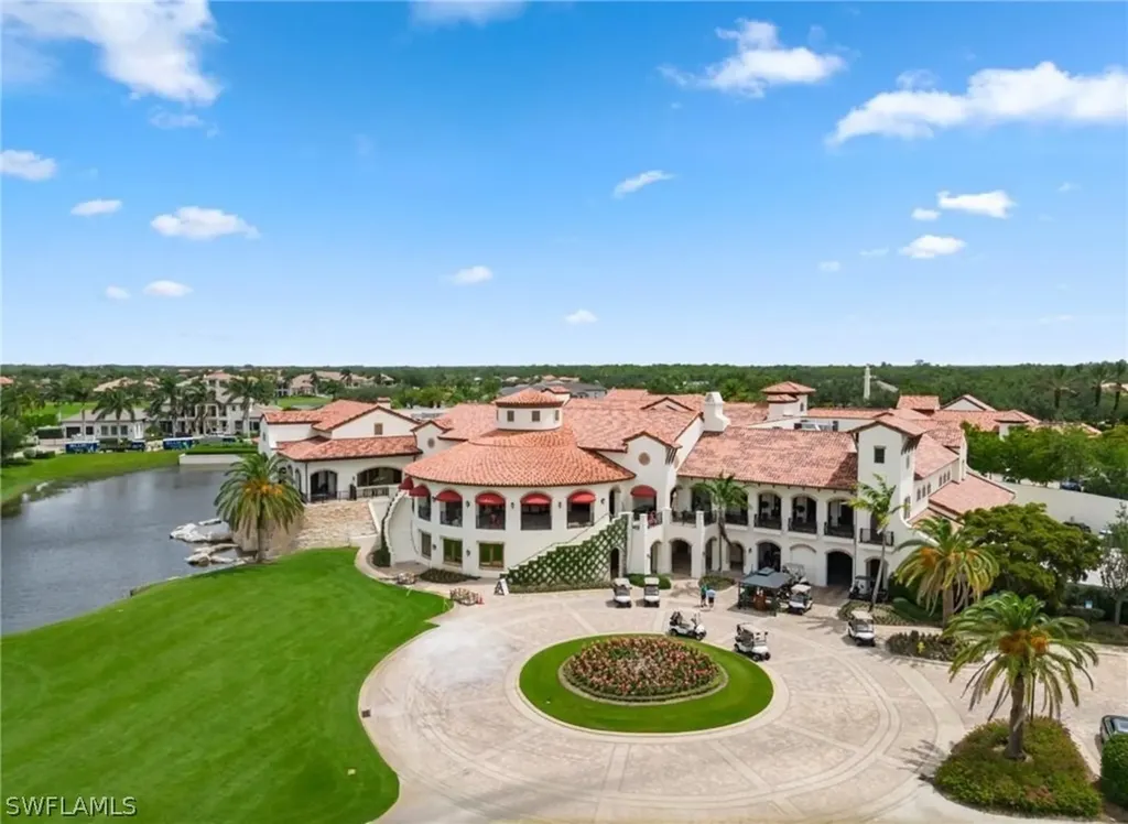 16391 Viansa Way Naples FL 34110