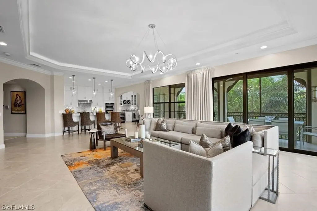 16391 Viansa Way Naples FL 34110