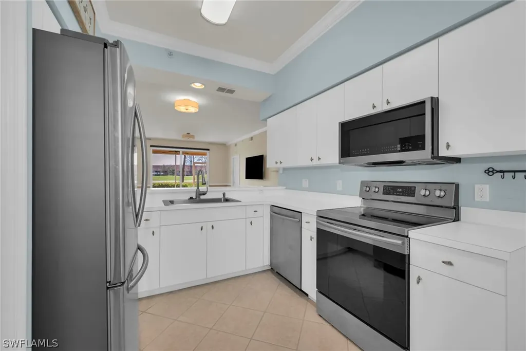 2690 Cypress Trace Circle Naples FL 34119