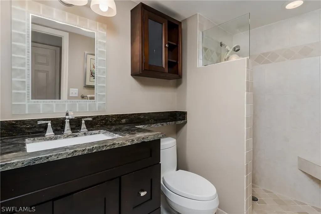 300 Park Shore Drive Naples FL 34103