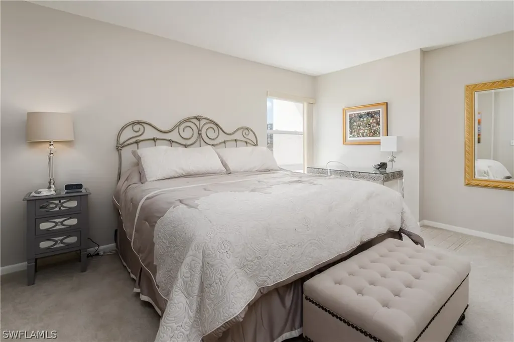 300 Park Shore Drive Naples FL 34103