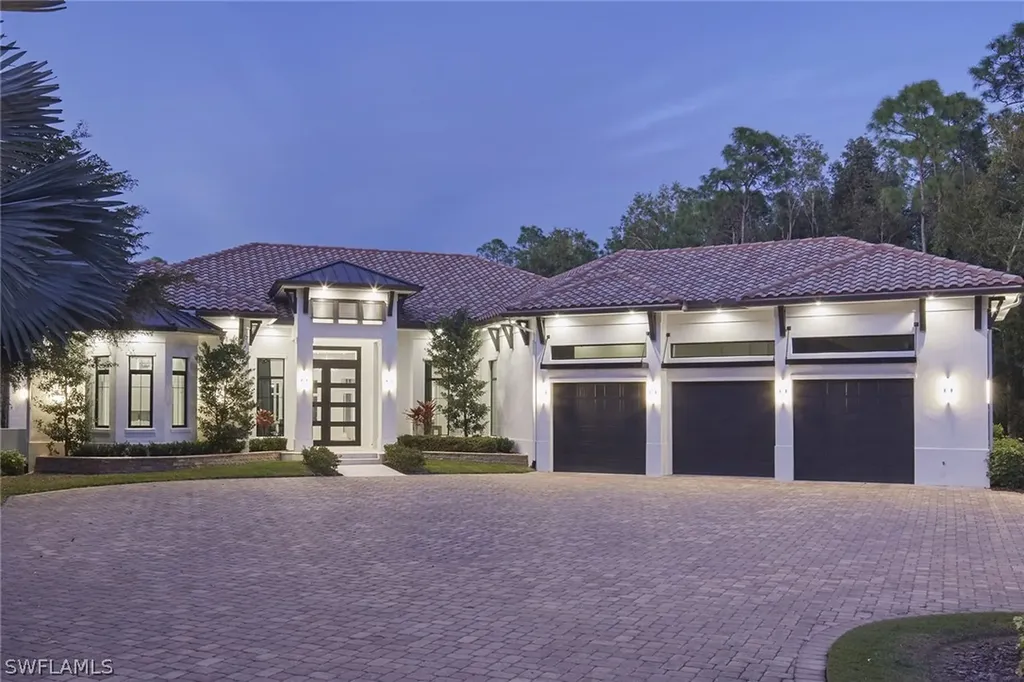 6771 Hunters Road Naples FL 34109