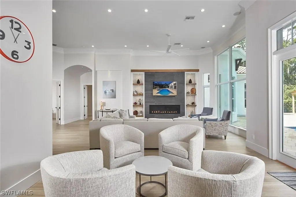 6771 Hunters Road Naples FL 34109
