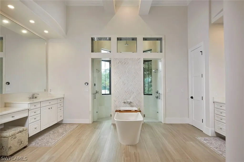 6771 Hunters Road Naples FL 34109
