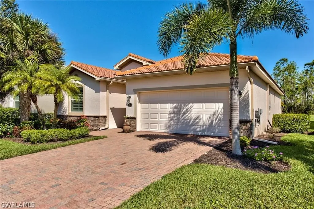 Estero FL, 13546 Messino Court