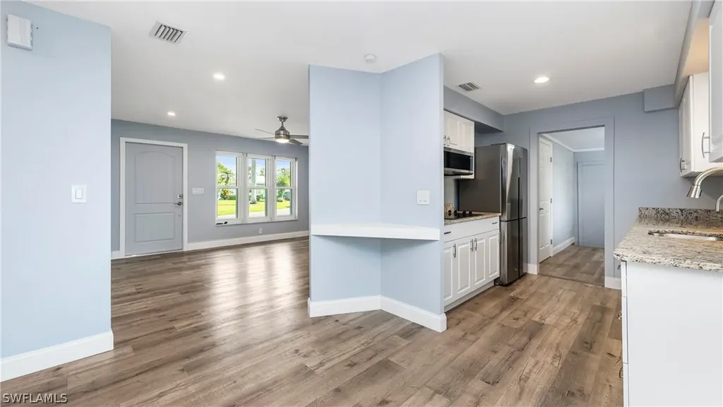 54 Hilo Court Naples FL 34112
