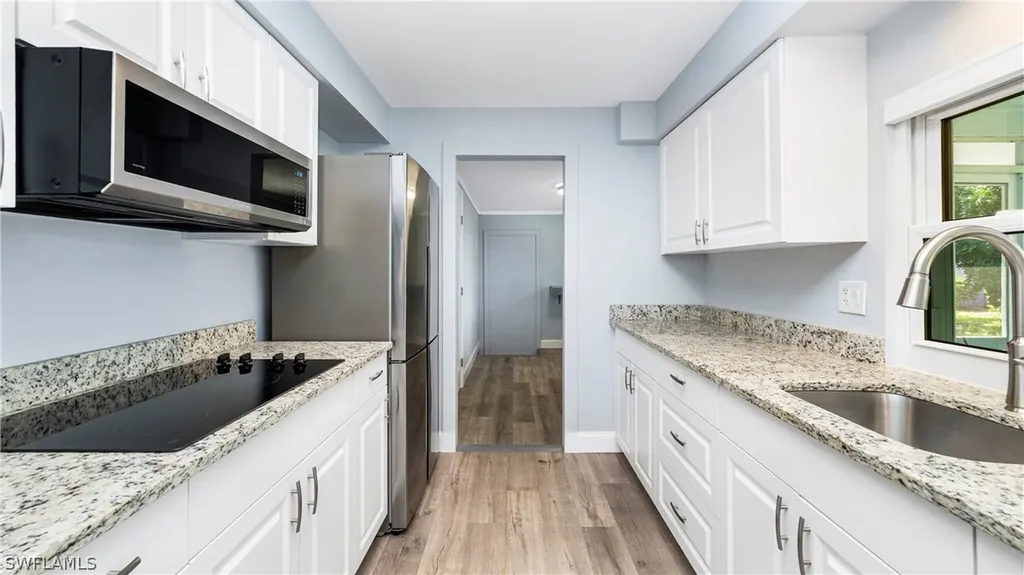54 Hilo Court Naples FL 34112