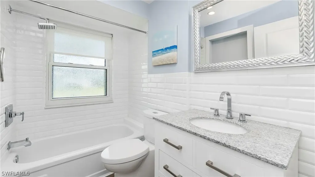 54 Hilo Court Naples FL 34112