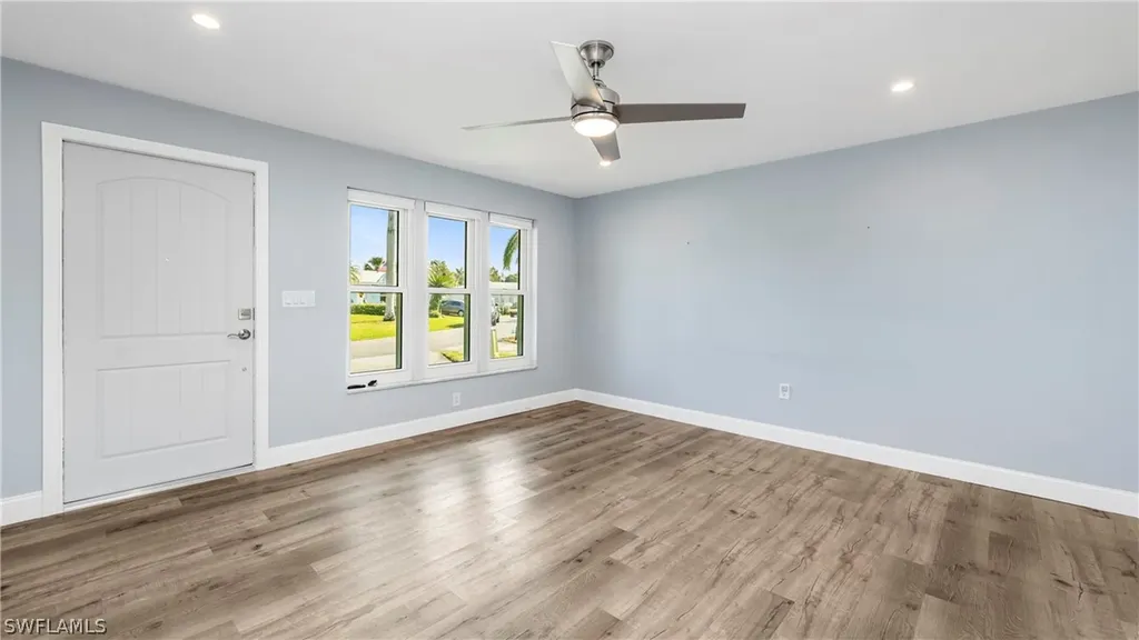 54 Hilo Court Naples FL 34112