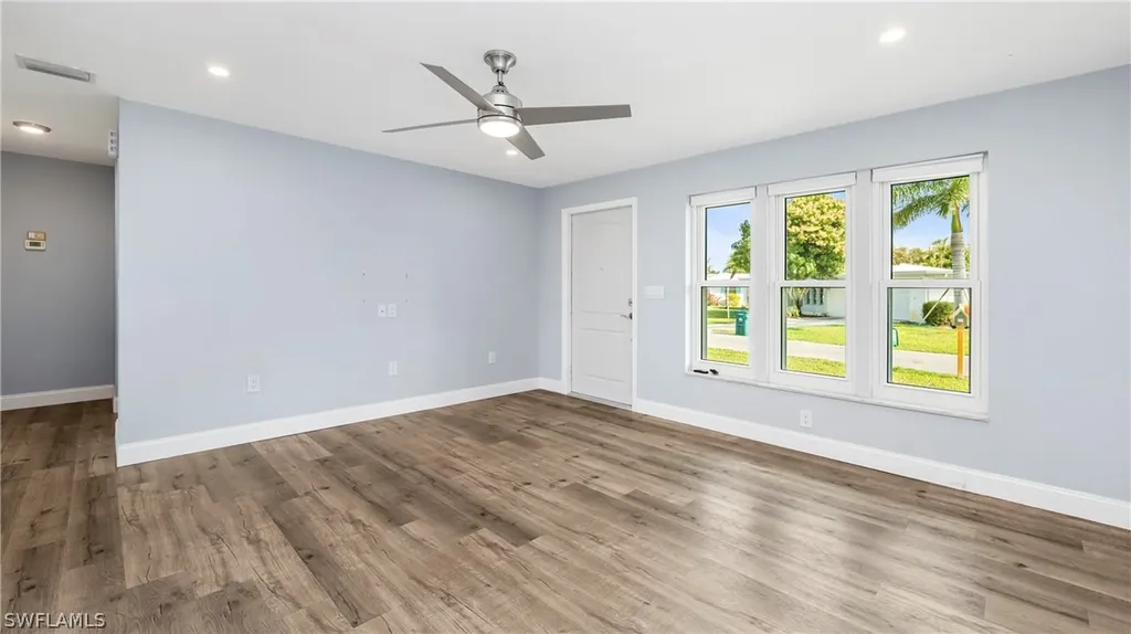 54 Hilo Court Naples FL 34112