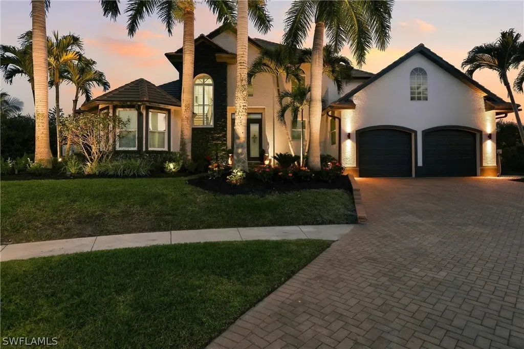 Marco Island FL, 1045 Cottonwood Court
