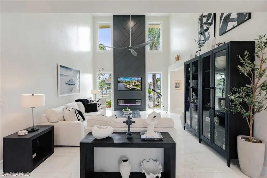 1045 Cottonwood Court Marco Island FL 34145