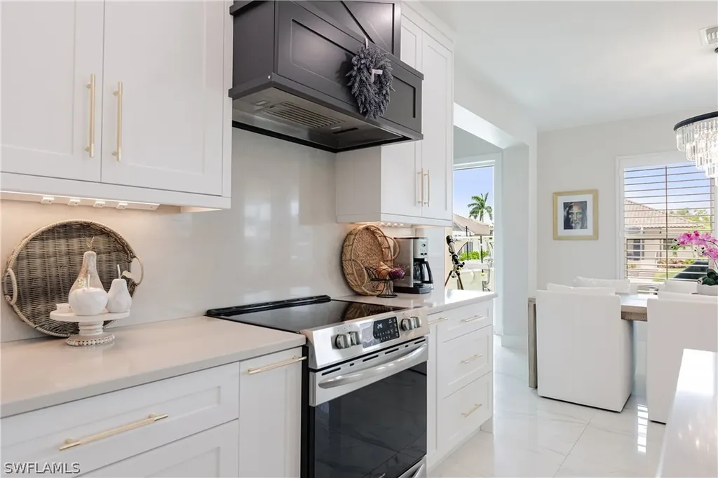 1045 Cottonwood Court Marco Island FL 34145
