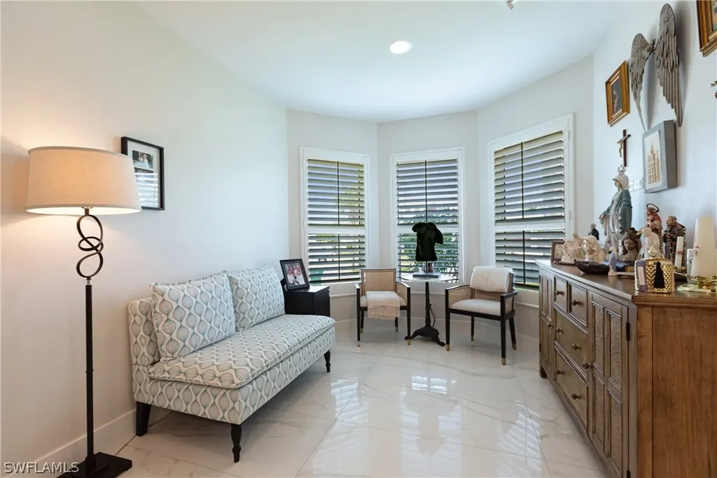 1045 Cottonwood Court Marco Island FL 34145