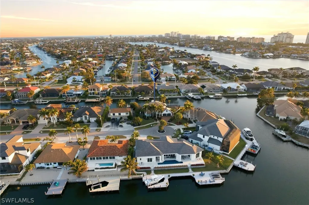 1045 Cottonwood Court Marco Island FL 34145