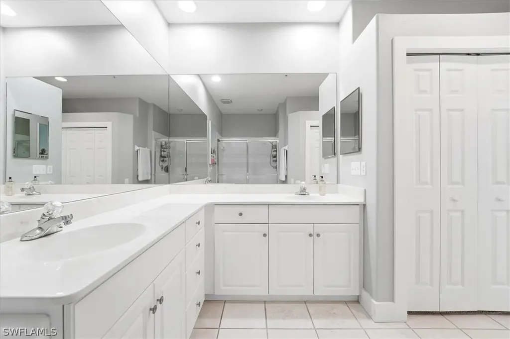 8259 Parkstone Place Naples FL 34120