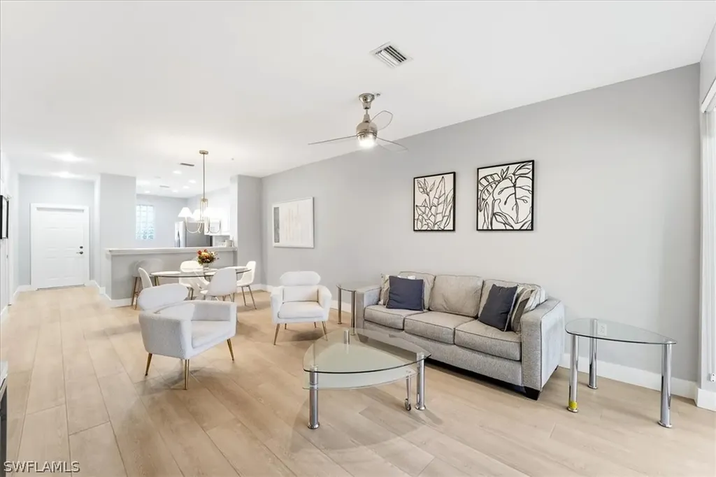 8259 Parkstone Place Naples FL 34120