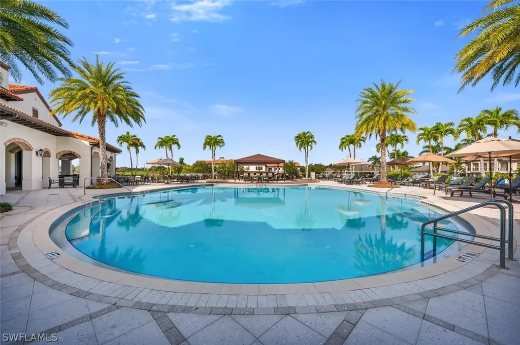 16885 Fairgrove Way Naples FL 34110