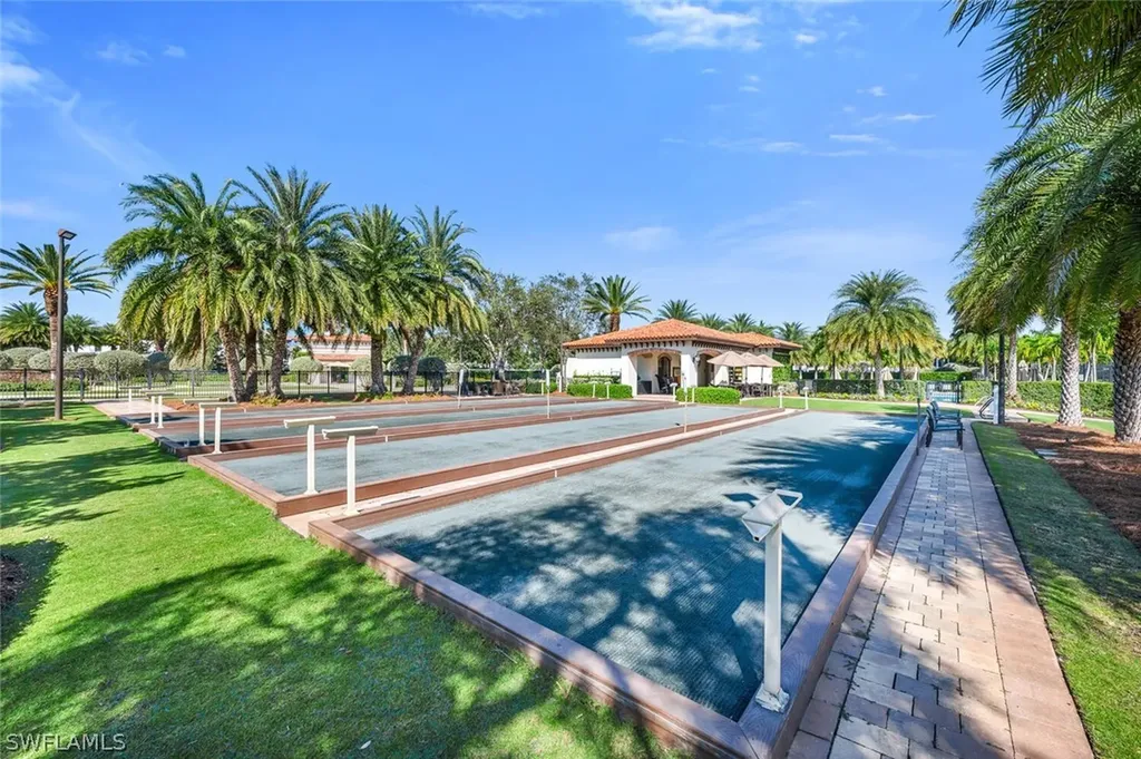 16885 Fairgrove Way Naples FL 34110