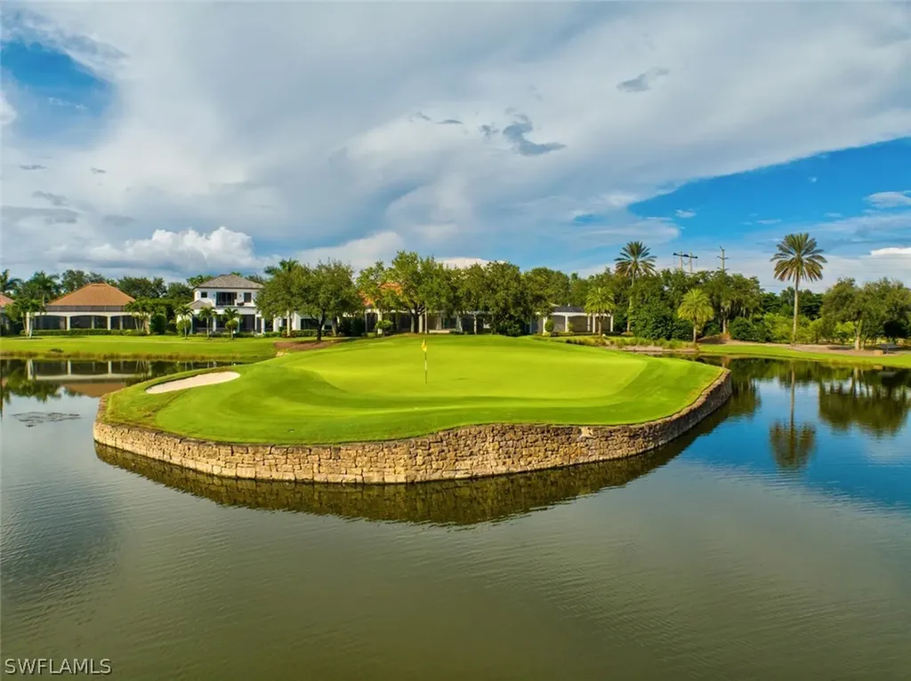 16885 Fairgrove Way Naples FL 34110