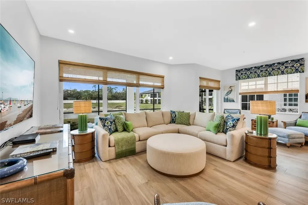 16885 Fairgrove Way Naples FL 34110