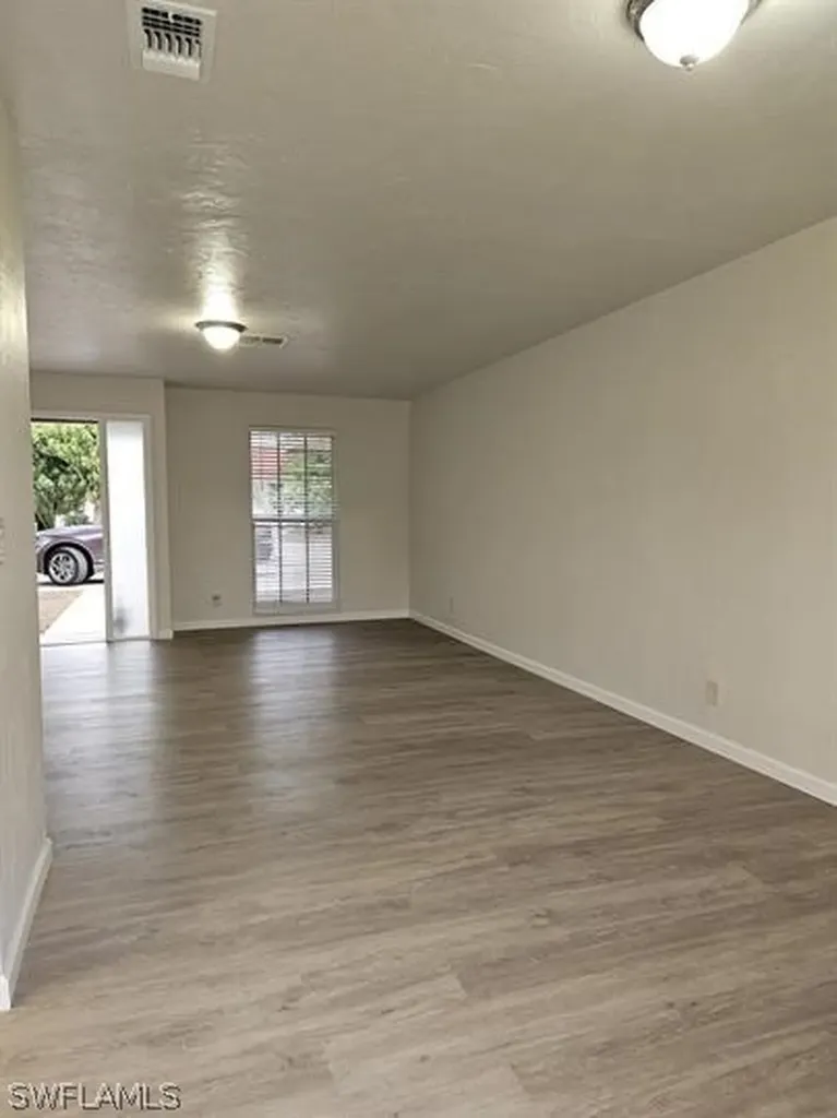 3005 Gordon Street Naples FL 34112