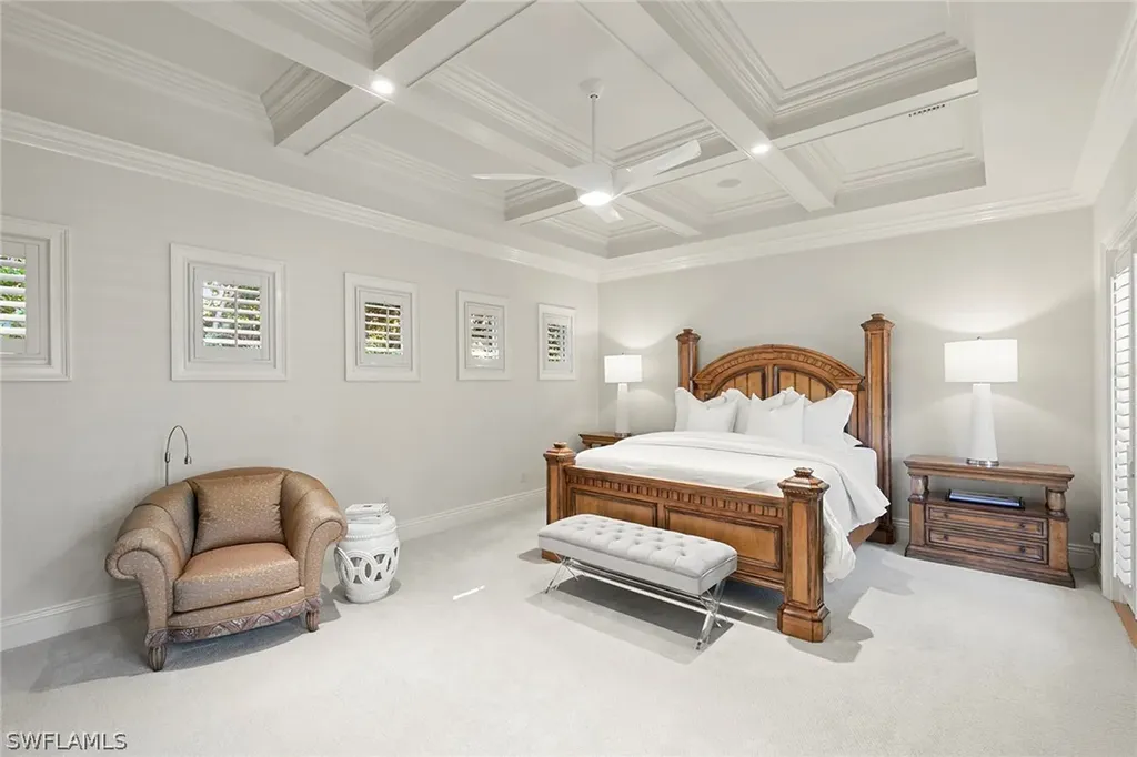 2892 Tiburon Boulevard E Naples FL 34109
