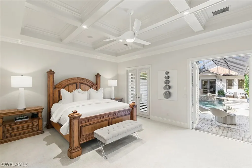 2892 Tiburon Boulevard E Naples FL 34109