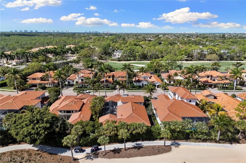 2892 Tiburon Boulevard E Naples FL 34109