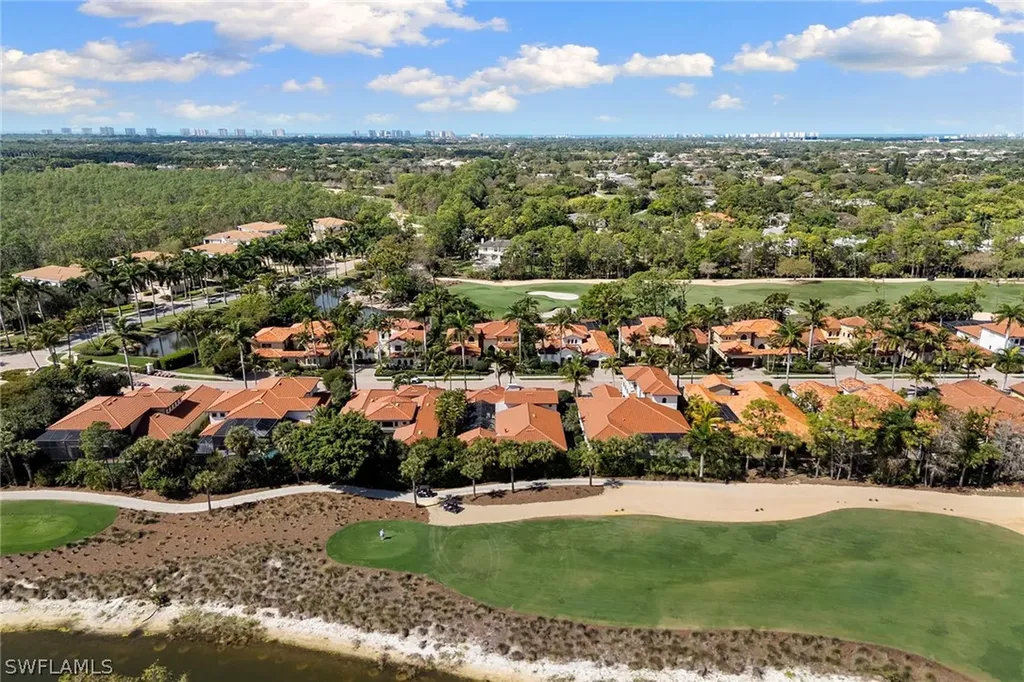 2892 Tiburon Boulevard E Naples FL 34109