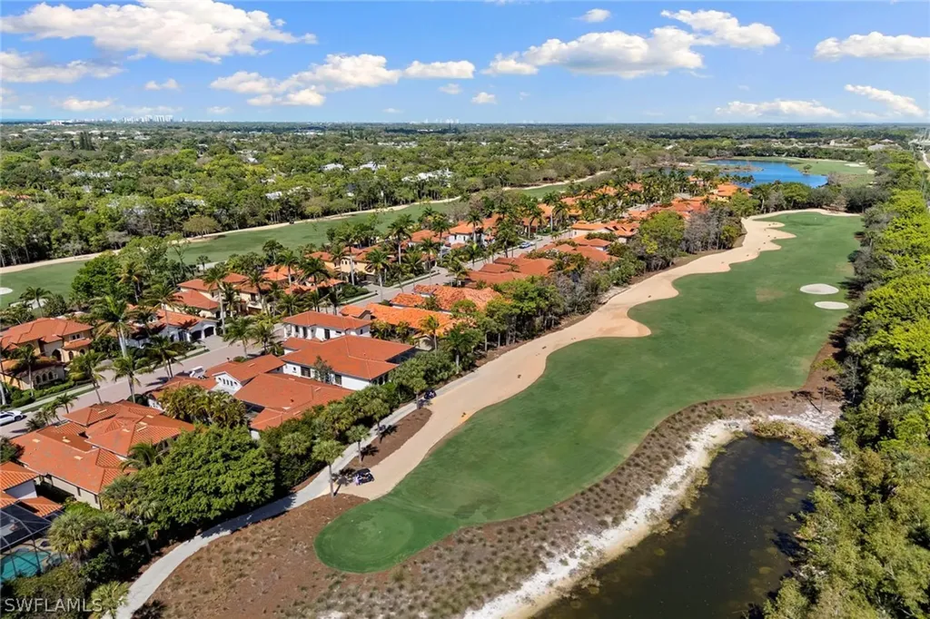 2892 Tiburon Boulevard E Naples FL 34109