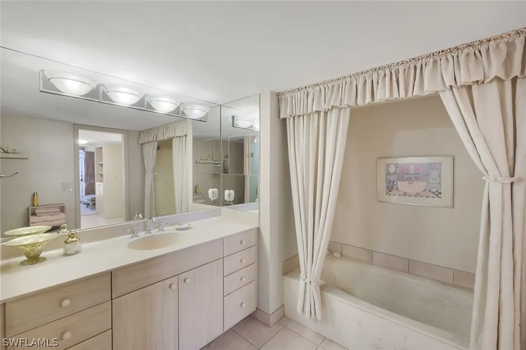520 S Collier Boulevard Marco Island FL 34145