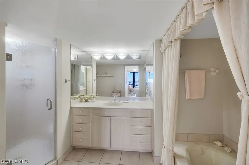 520 S Collier Boulevard Marco Island FL 34145