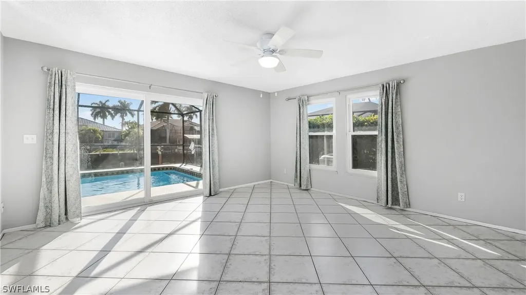 4535 SW 13th Avenue Cape Coral FL 33914