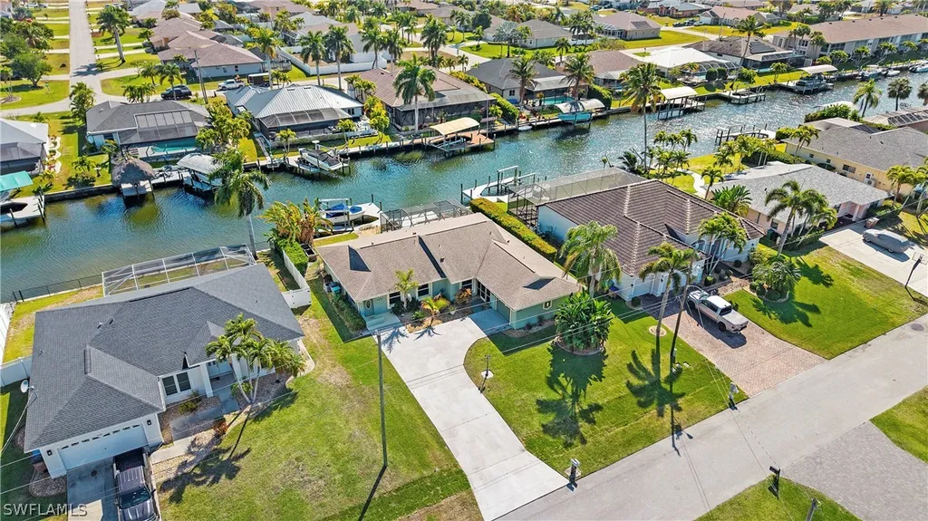 4535 SW 13th Avenue Cape Coral FL 33914
