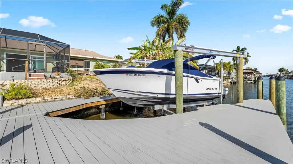 4535 SW 13th Avenue Cape Coral FL 33914
