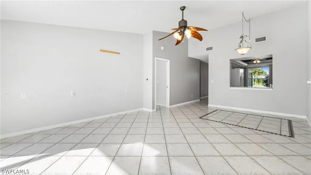 4535 SW 13th Avenue Cape Coral FL 33914