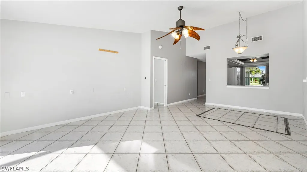 4535 SW 13th Avenue Cape Coral FL 33914
