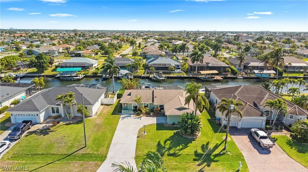 4535 SW 13th Avenue Cape Coral FL 33914