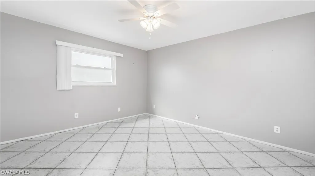 4535 SW 13th Avenue Cape Coral FL 33914
