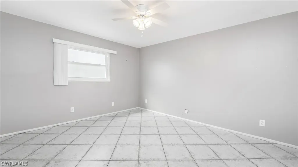 4535 SW 13th Avenue Cape Coral FL 33914