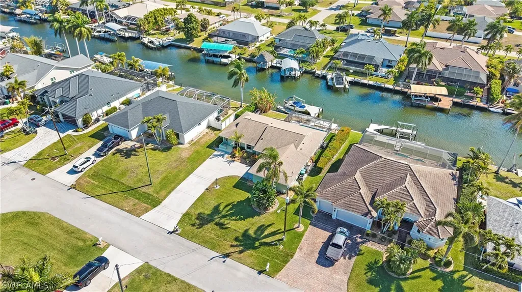 4535 SW 13th Avenue Cape Coral FL 33914