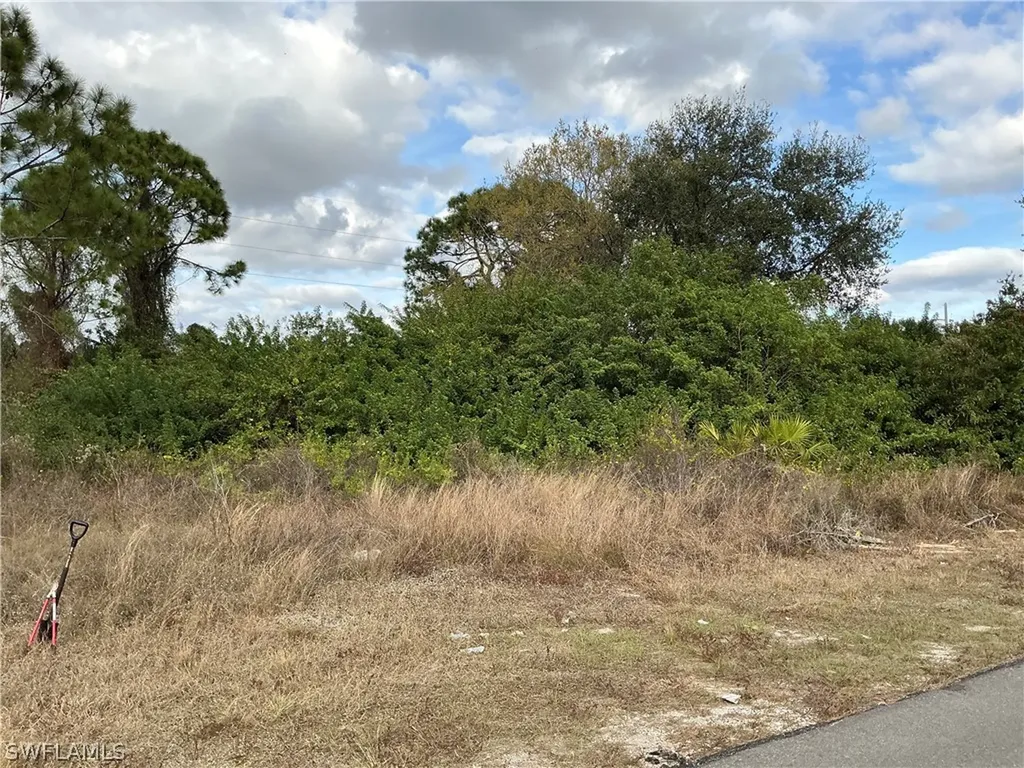 52 Gene Avenue S Lehigh Acres FL 33976