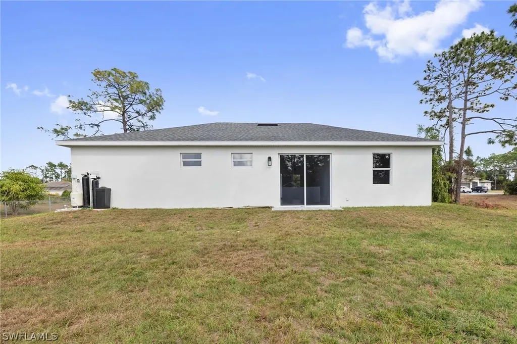 1923 Sunniland Boulevard Lehigh Acres FL 33971