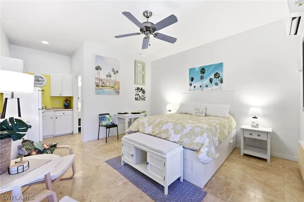 25000 Tamiami Trail E Naples FL 34114