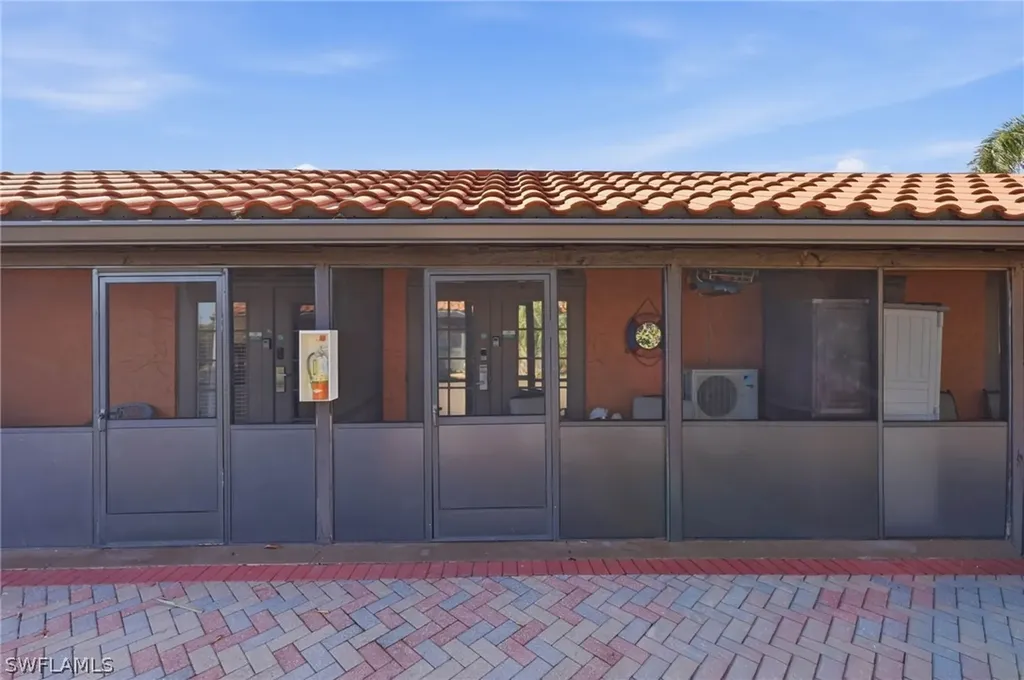 25000 Tamiami Trail E Naples FL 34114