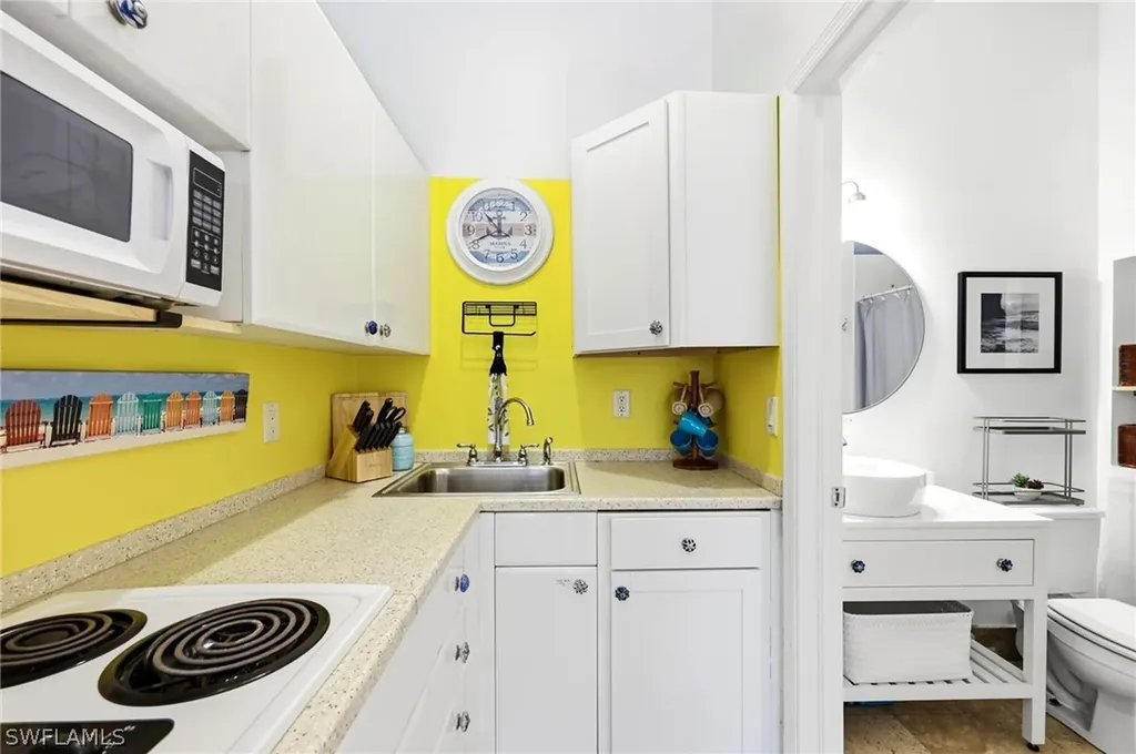 25000 Tamiami Trail E Naples FL 34114