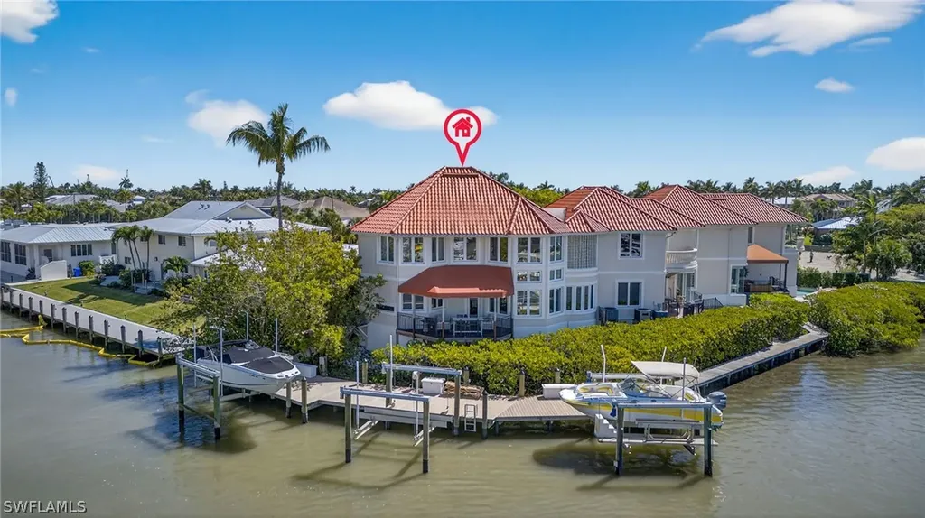 1305 Curlew Avenue Naples FL 34102