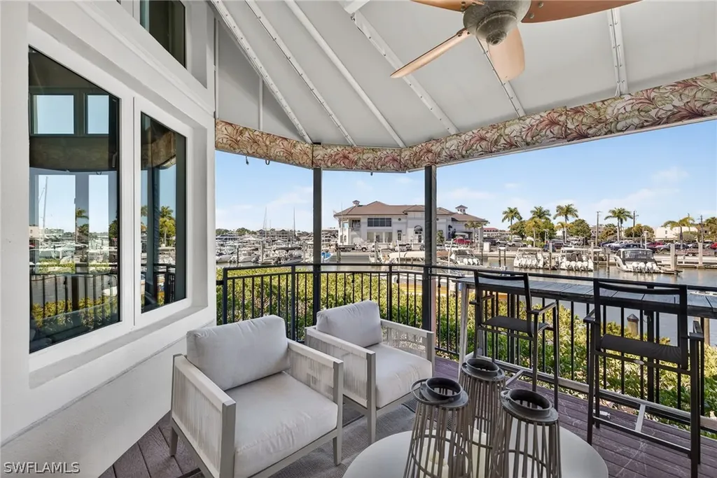 1305 Curlew Avenue Naples FL 34102